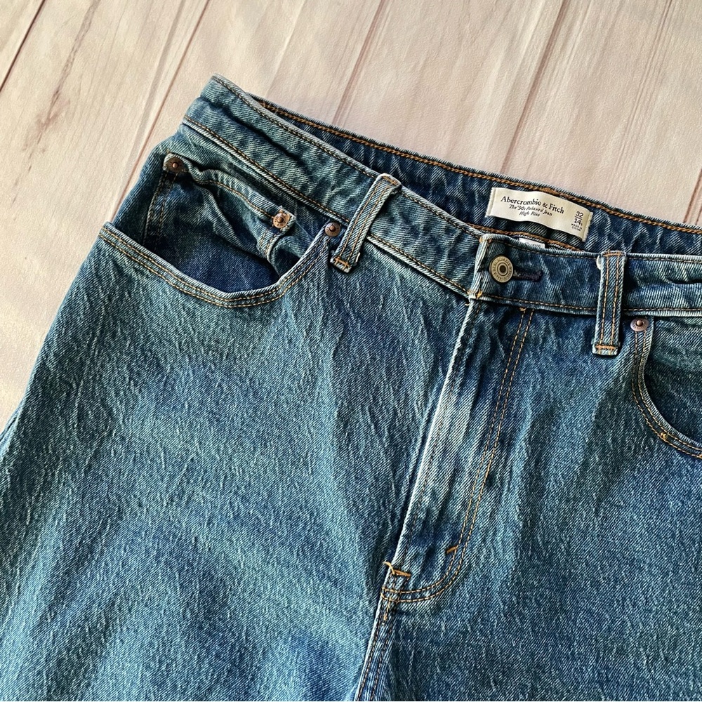 Abercrombie & Fitch The 90s Relaxed Jeans Women’s 32 | 14 R High Rise Curve Love - Picture 5 of 15